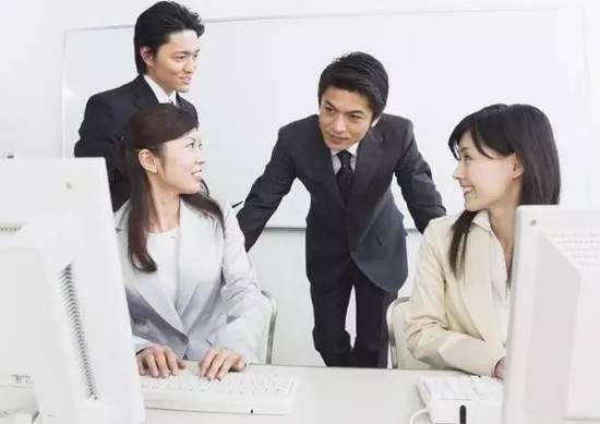 胡润创新杰出人物_胡润创业_胡润如何激发财富创造的动力