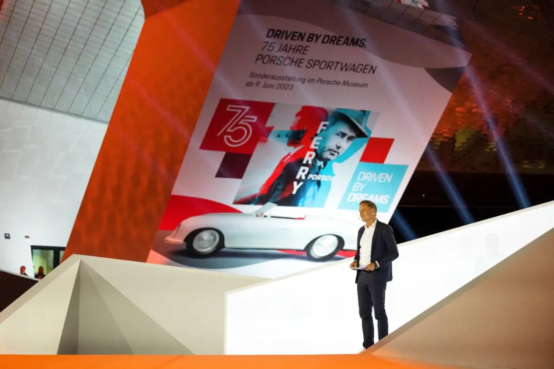 保时捷博物馆在德国哪个城市_在博物馆中欣赏保时捷的经典_保时捷宣传片博物馆被盗