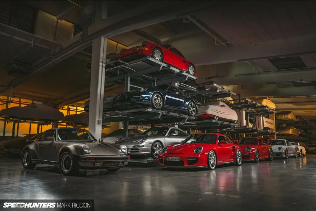 在博物馆中欣赏保时捷的经典_保时捷宣传片博物馆被盗_保时捷展馆