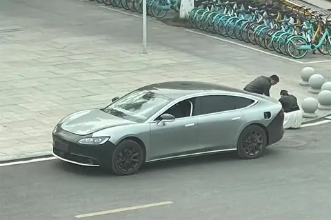 gta5转弯最稳的车_如何在转弯过程中保持小米汽车的稳定性?_名图这车稳定性如何