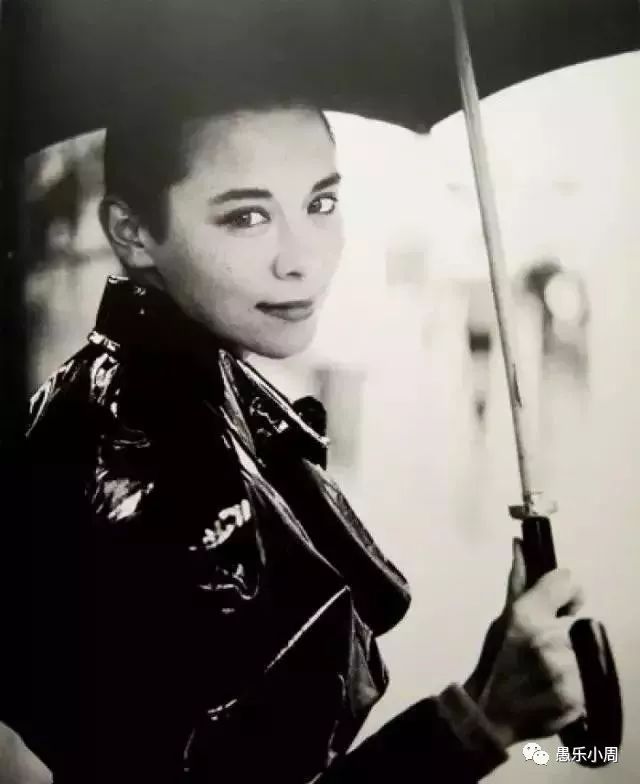 林青霞画作_展览创作林青霞艺术特点_林青霞的艺术创作与展览