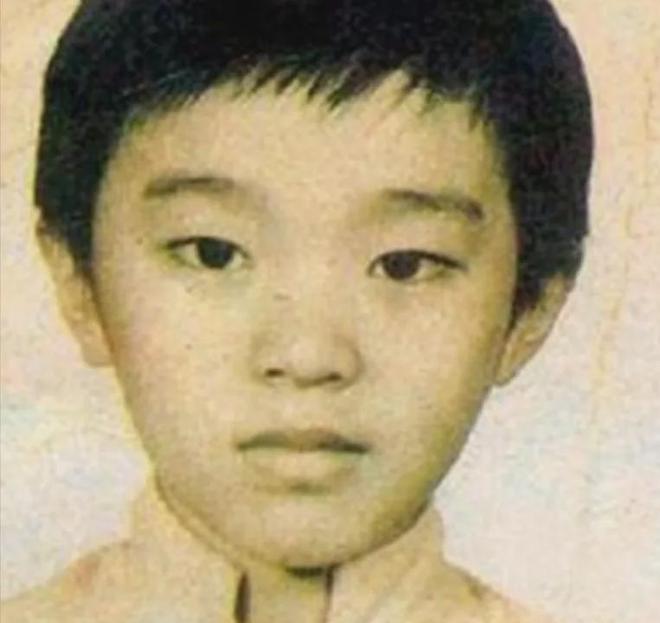 周星驰电影中出现的武术_周星驰武术指导_周星驰在武术片中的演出