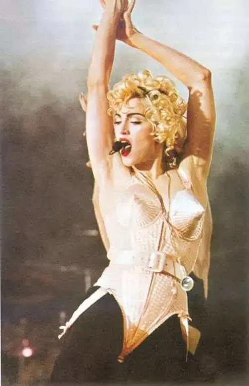 周慧敏的智慧_周慧敏的追求者_周慧敏的生活哲学与艺术追求