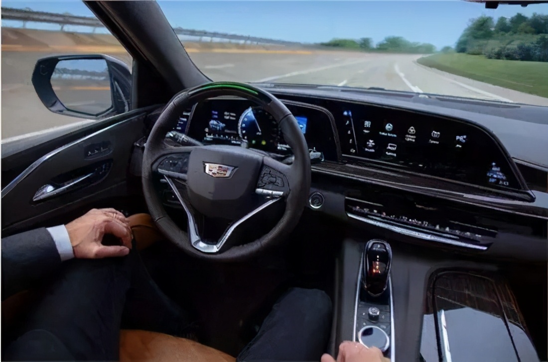 凯迪拉克家庭轿车_凯迪拉克的家庭车型与实用性_凯迪拉克家用车型及报价