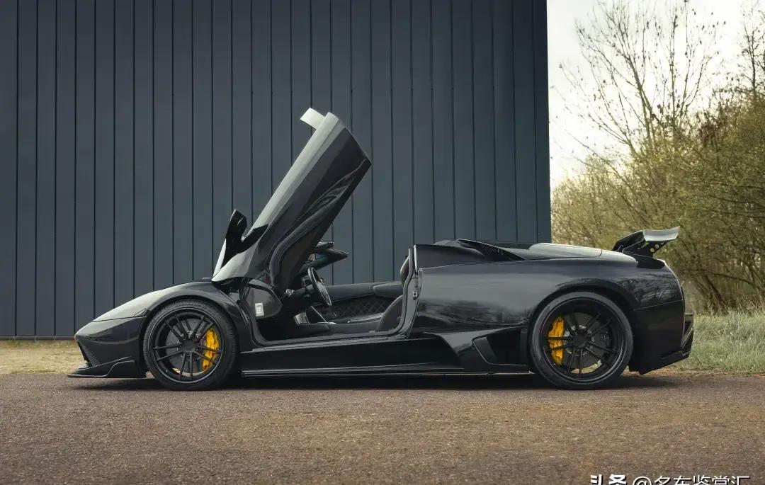 豪车兰博基尼_兰博基尼的车主故事与奢华生活_尊贵的兰博基尼车主