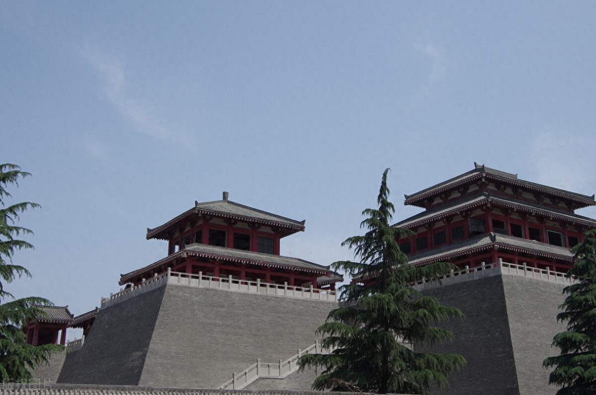 重大议事决策不规范_重大问题的决策由谁负责_李斯的重大决策与其后果