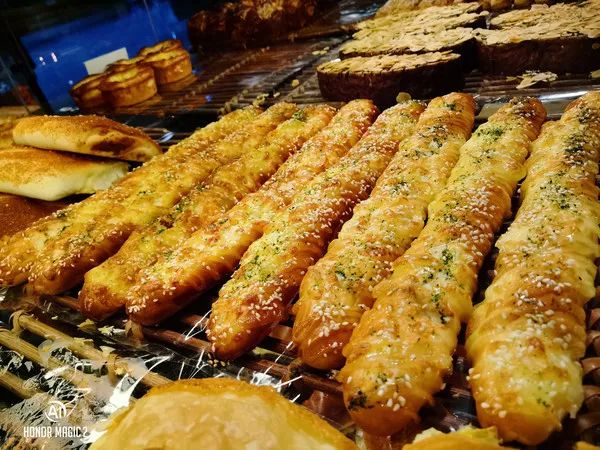 荣耀的镜头_评测荣耀的拍照效果：从镜头到成像_荣耀手机的镜头是什么的