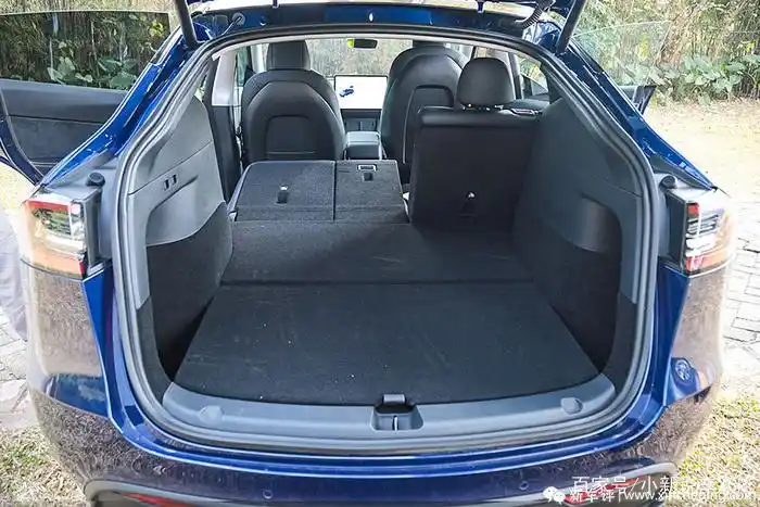 特斯拉Model Y的导航与信息娱乐系统_特斯拉车载导航是什么_特斯拉导航详细播报