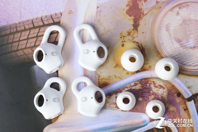 你的心情TA最懂 荣耀心晴耳机首发评测