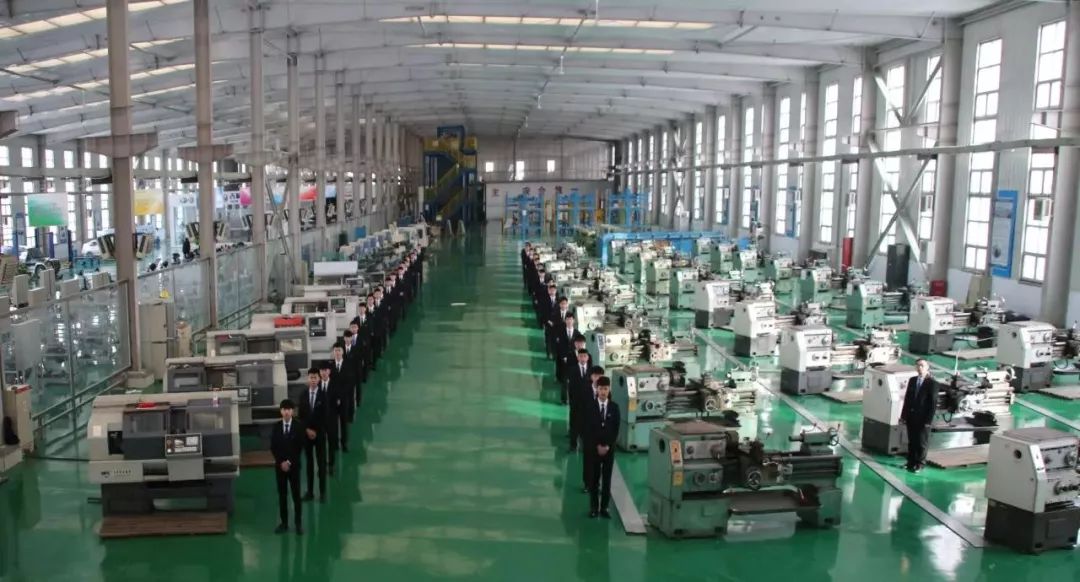 表演用的无人机是什么牌子_无人机表演中使用的常见软件与工具_无人机表演设备多少钱