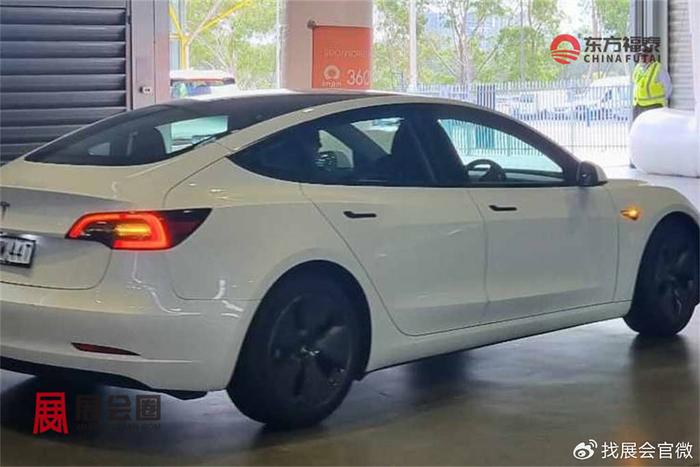 特斯拉怎么靠碳排放赚钱_如何通过特斯拉Model Y实现低碳出行？_特斯拉减少碳排放