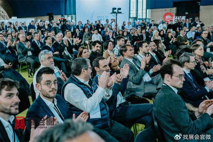 特斯拉怎么靠碳排放赚钱_特斯拉减少碳排放_如何通过特斯拉Model Y实现低碳出行？