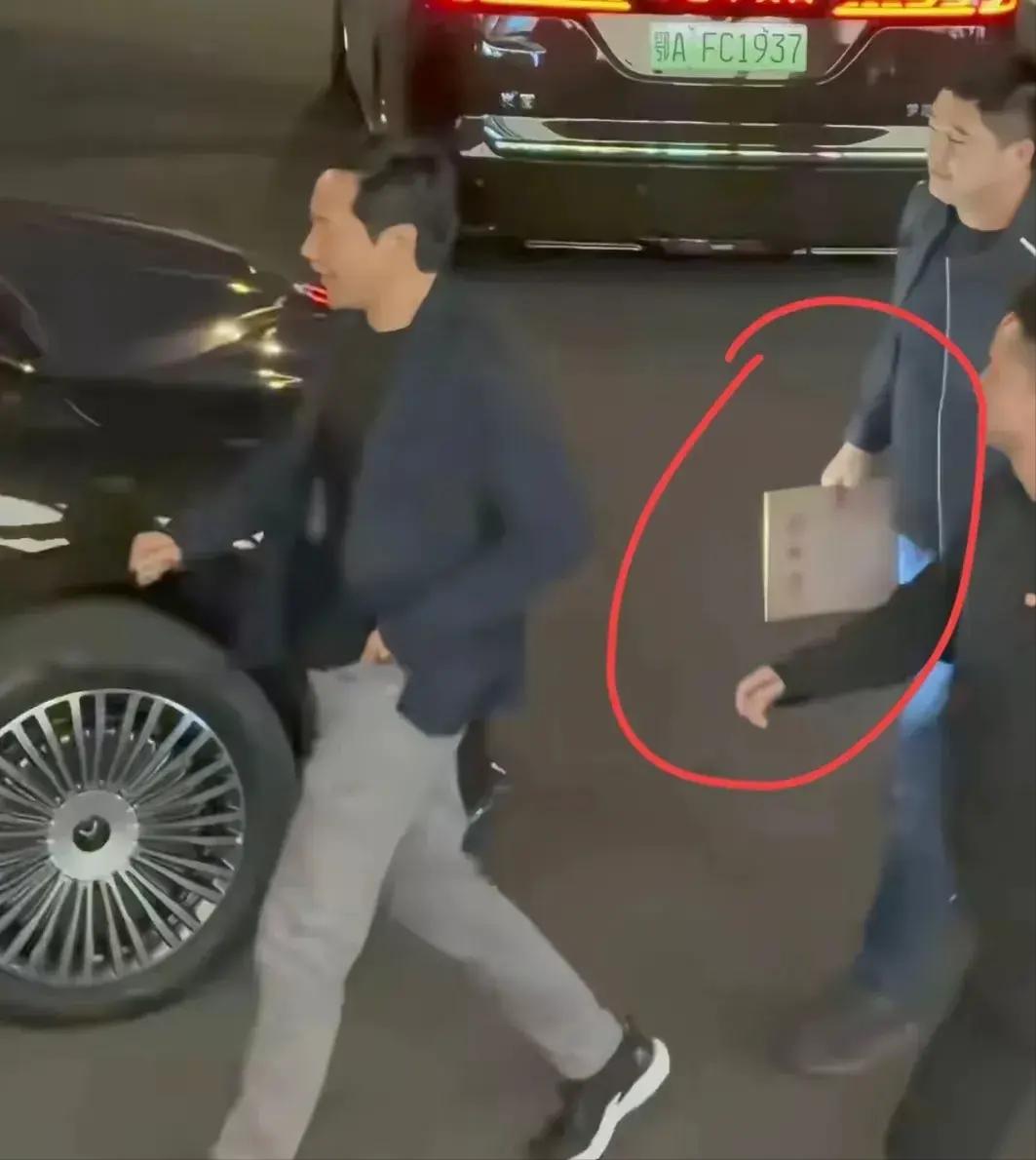 雷军的工作经历_雷军的职业经历_雷军的个人经历与职业发展