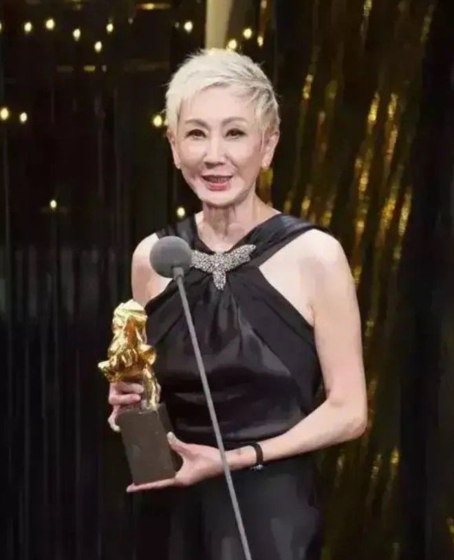 林青霞主演的徐克的武侠片_林青霞与徐克的合作传奇_传奇林青霞徐克合作的电影