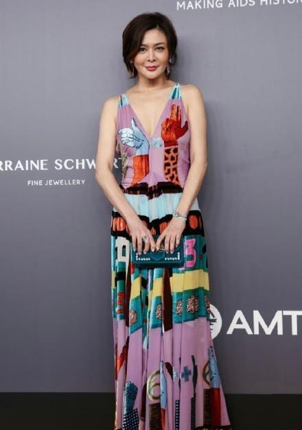 林青霞与徐克跳舞视频_经典传奇林青霞_林青霞与徐克的合作传奇