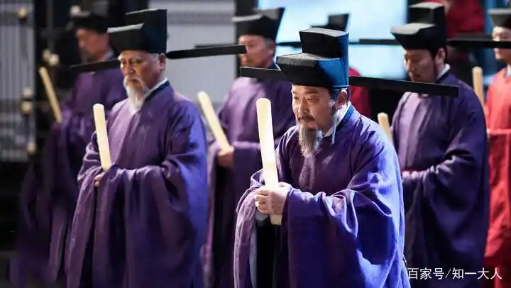 刘备遇难的故事_刘备风雨遭遇人生的故事_刘备的遭遇与风雨人生