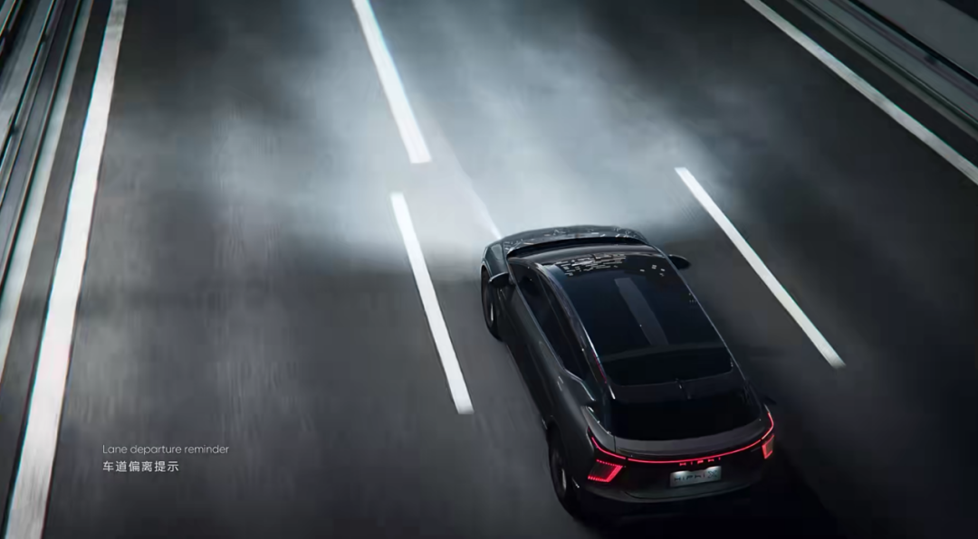 劳斯莱斯内饰灯光_劳斯莱斯车灯效果_劳斯莱斯的车内氛围灯光系统