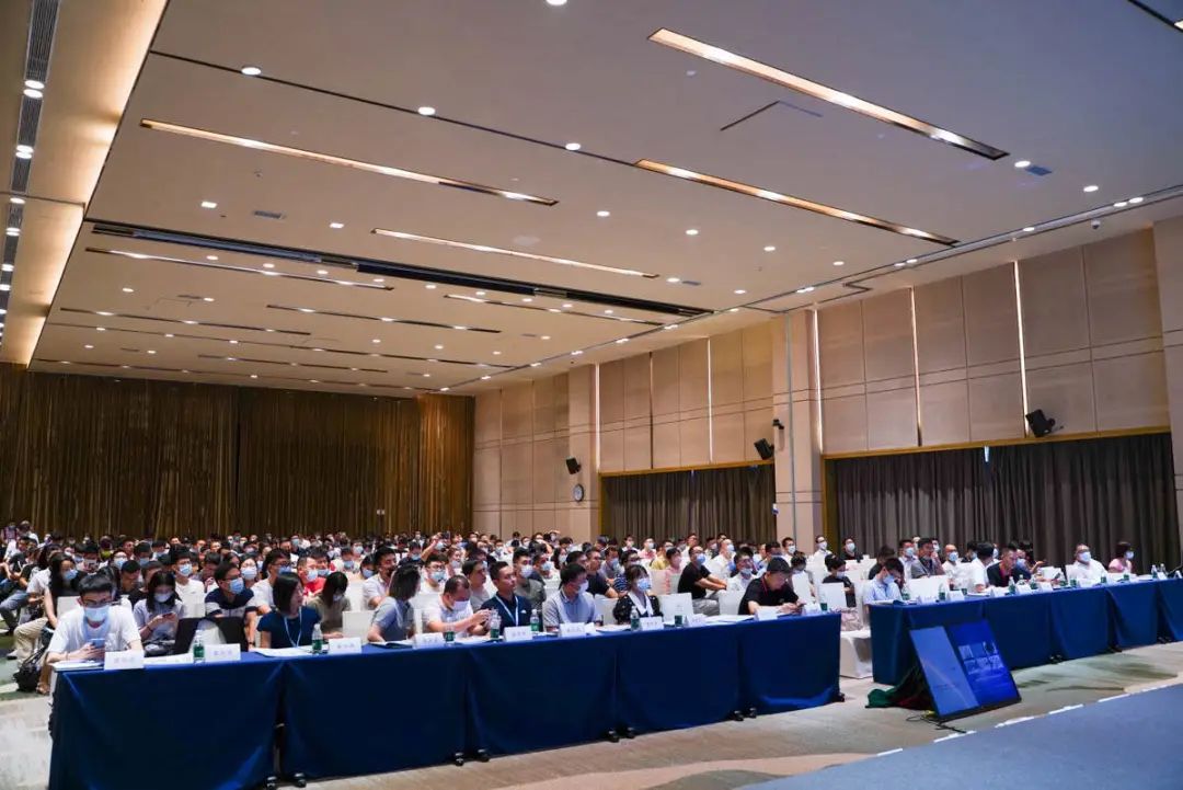 深入解析OPPO手机的更新与软件升级_oppo系统升级app_oppo手机系统软件更新