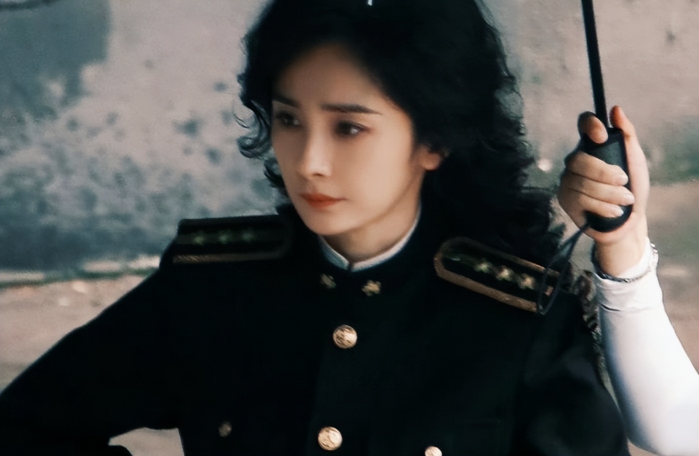 杨幂努力励志_杨幂的励志故事与奋斗精神_杨幂励志故事1000字左右